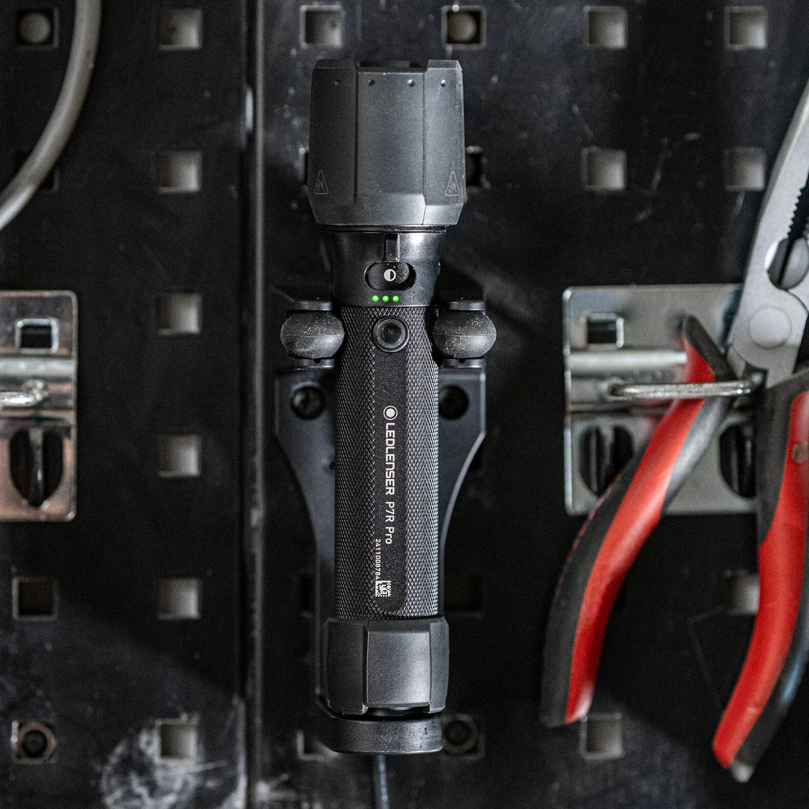 Lampe de poche P7R Pro